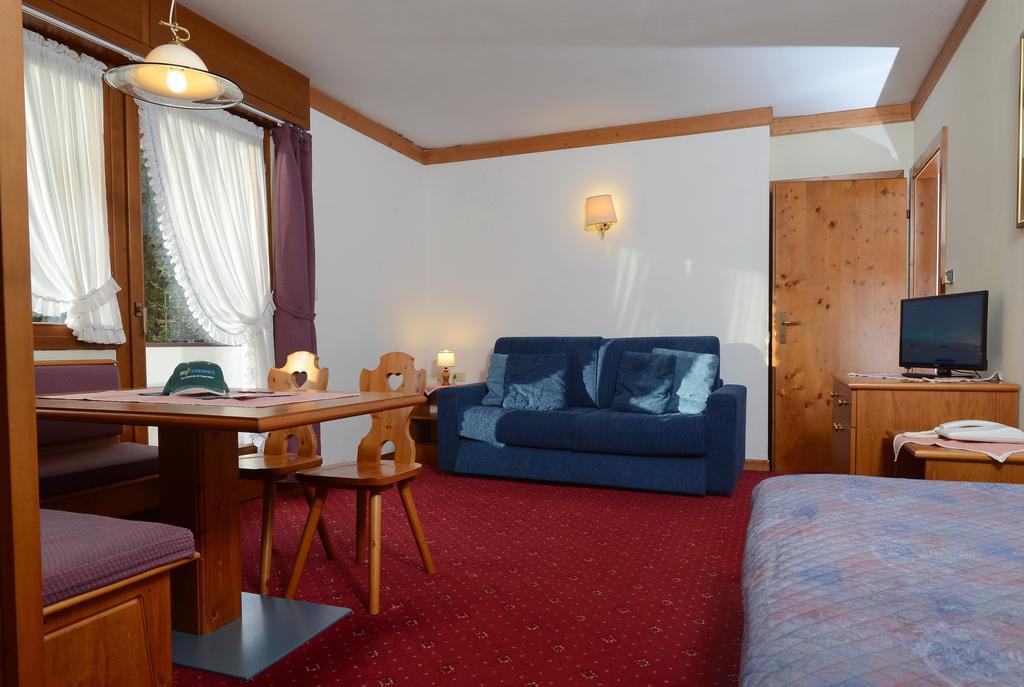 Ski Residence San Martino Di Castrozza Eksteriør billede