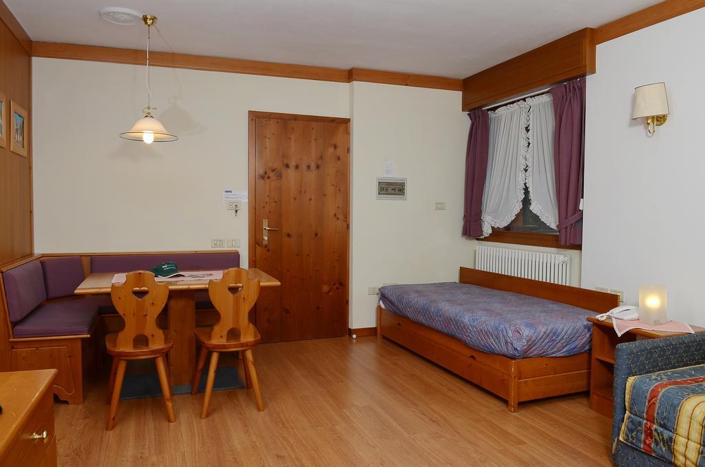 Ski Residence San Martino Di Castrozza Eksteriør billede
