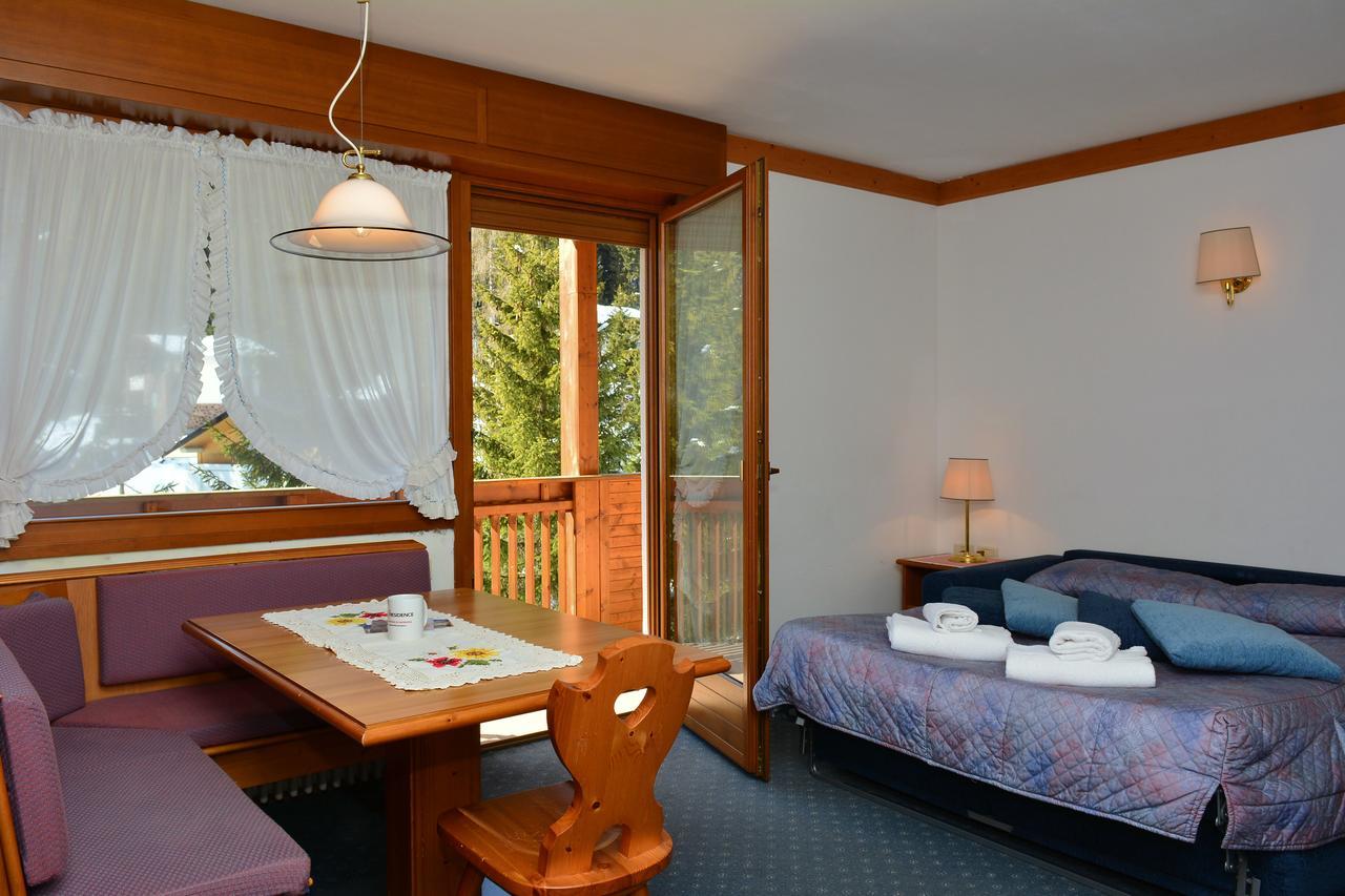 Ski Residence San Martino Di Castrozza Eksteriør billede
