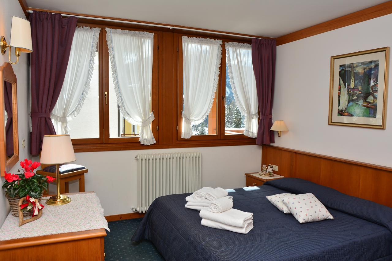 Ski Residence San Martino Di Castrozza Eksteriør billede