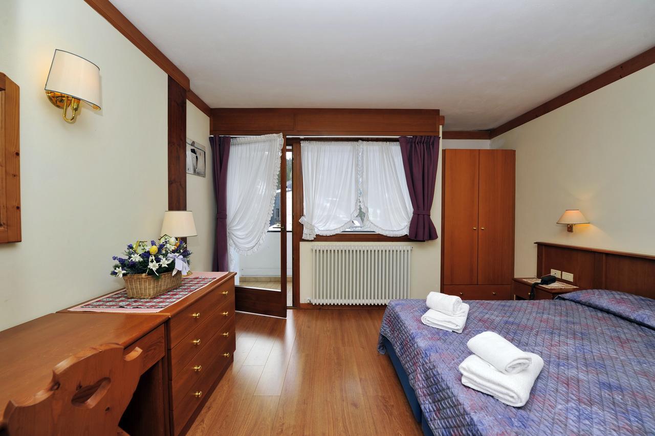 Ski Residence San Martino Di Castrozza Eksteriør billede